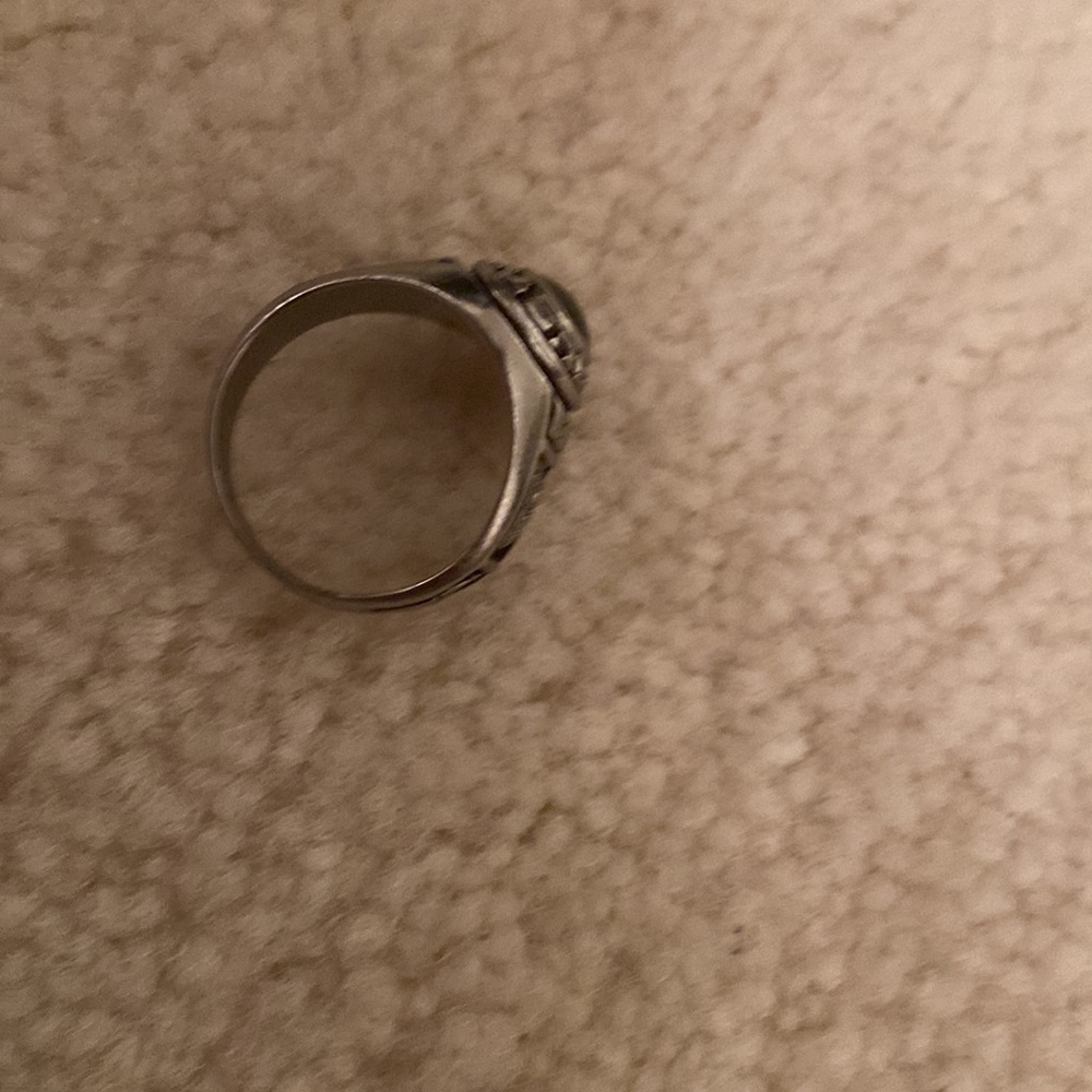 Class Ring - image 5